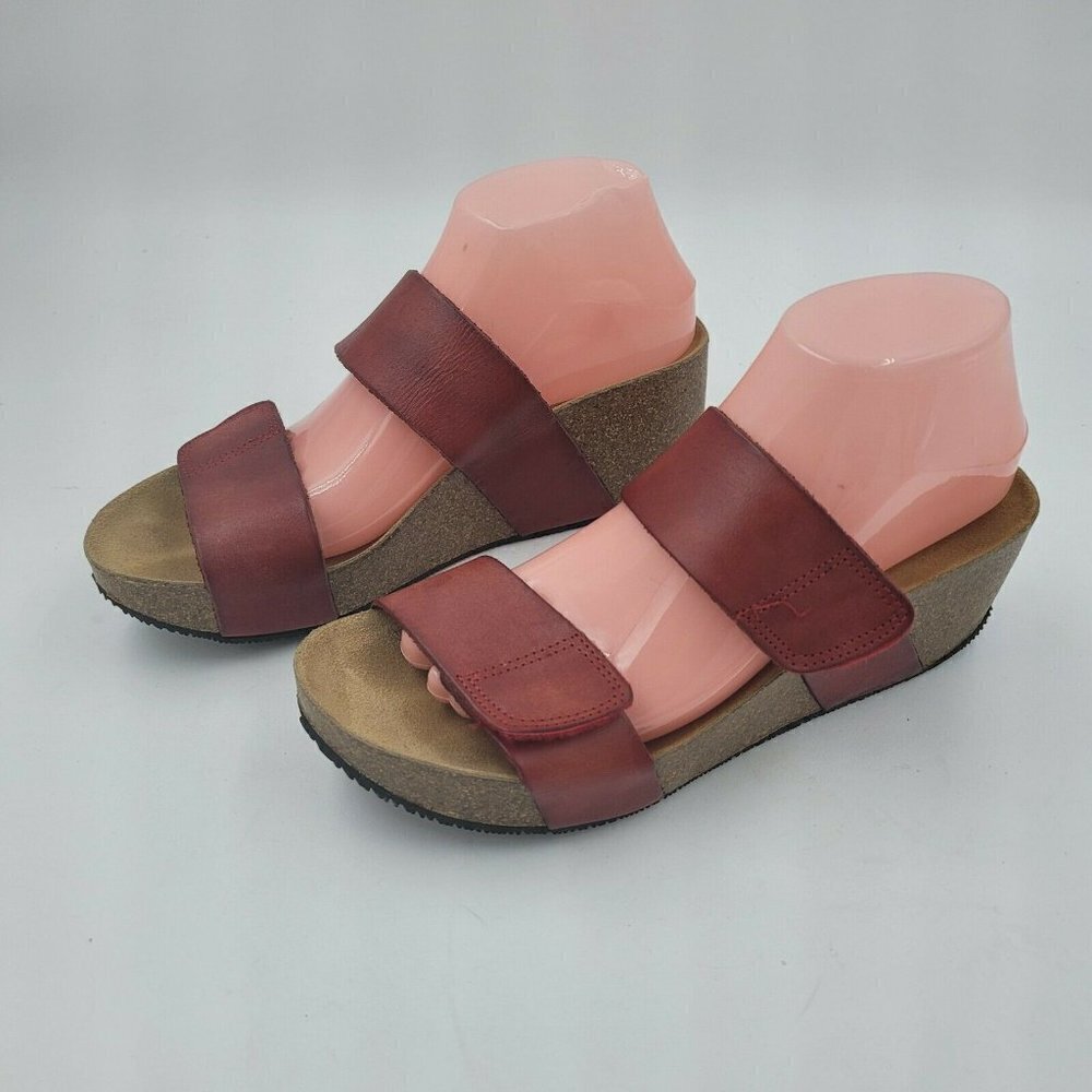 Lola Sabbia Eric Michael Liat Red Leather Double Strap Wedge Sandal Size 40 / 10 - Picture 6 of 12